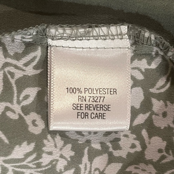 Croft & Barrow pullover top on Olive Green and white pattern size XL - Picture 3 of 10